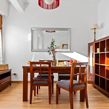 El Parchis, Menendez Valdes Gijón