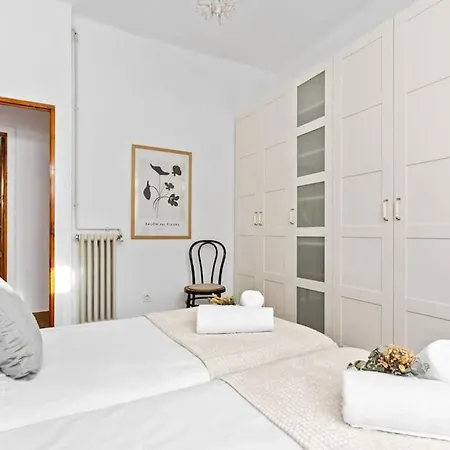 El Parchis, Menendez Valdes * Gijón