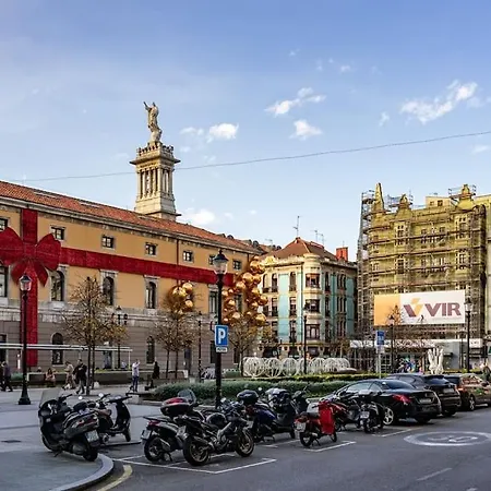 Apartament El Parchis, Menendez Valdes