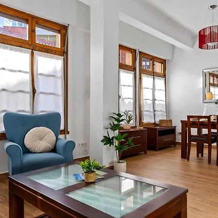 شقة El Parchis, Menendez Valdes *