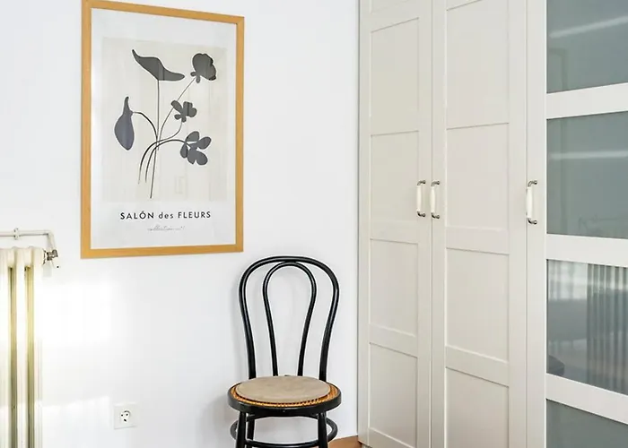 El Parchis, Menendez Valdes * גיחון